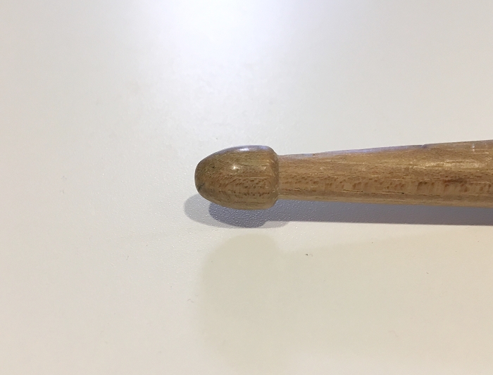 スティックの先端の画像です。おむすび型であることがわかります。